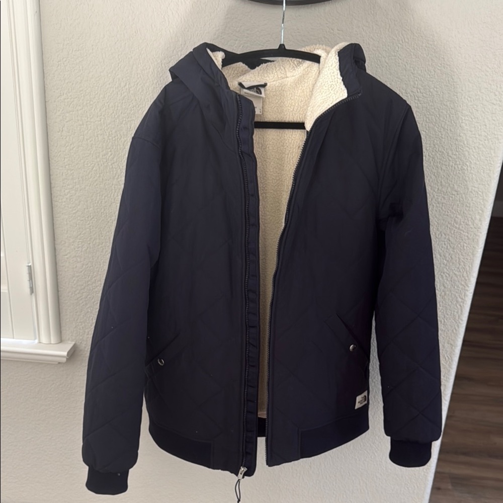 The North Face Blue Puffer Jacket Insulated Warmth